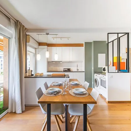 Spacieux - Parking - Piscine - Bv 公寓 *